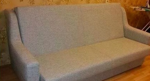 Перетяжка дивана. Алма-Атинская